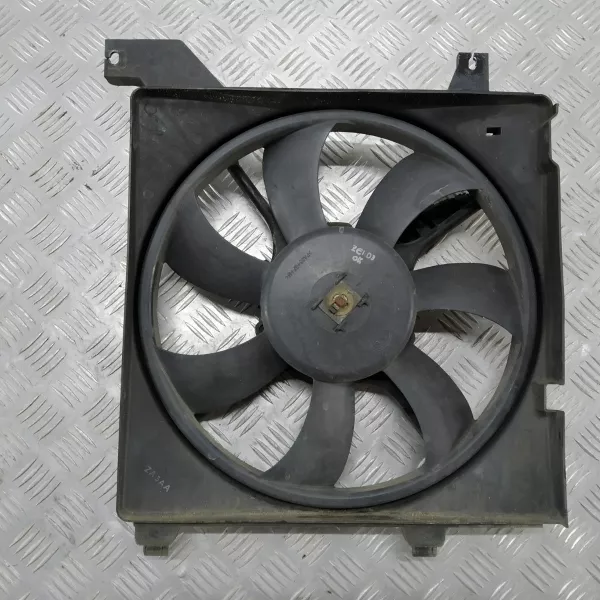 Вентилятор радиатора бу для Hyundai Elantra XD 2.0 CRDi, 2004 г. из Европы б у в Минске без пробега по РБ и СНГ