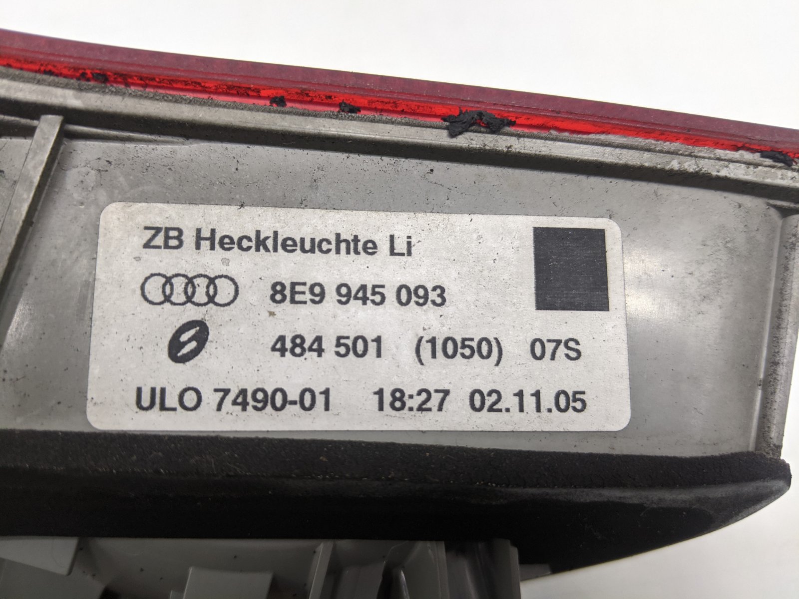 Фонарь крышки багажника левый бу для Audi A4 B7 2.0 TDi, 2005 г. контрактный из Европы бу