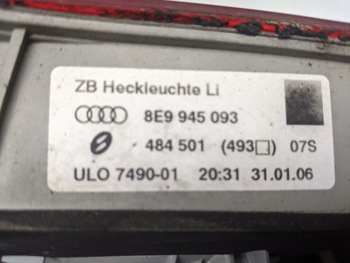 Фонарь крышки багажника левый бу для Audi A4 B7 1.9 TDi, 2006 г. контрактный из Европы бу