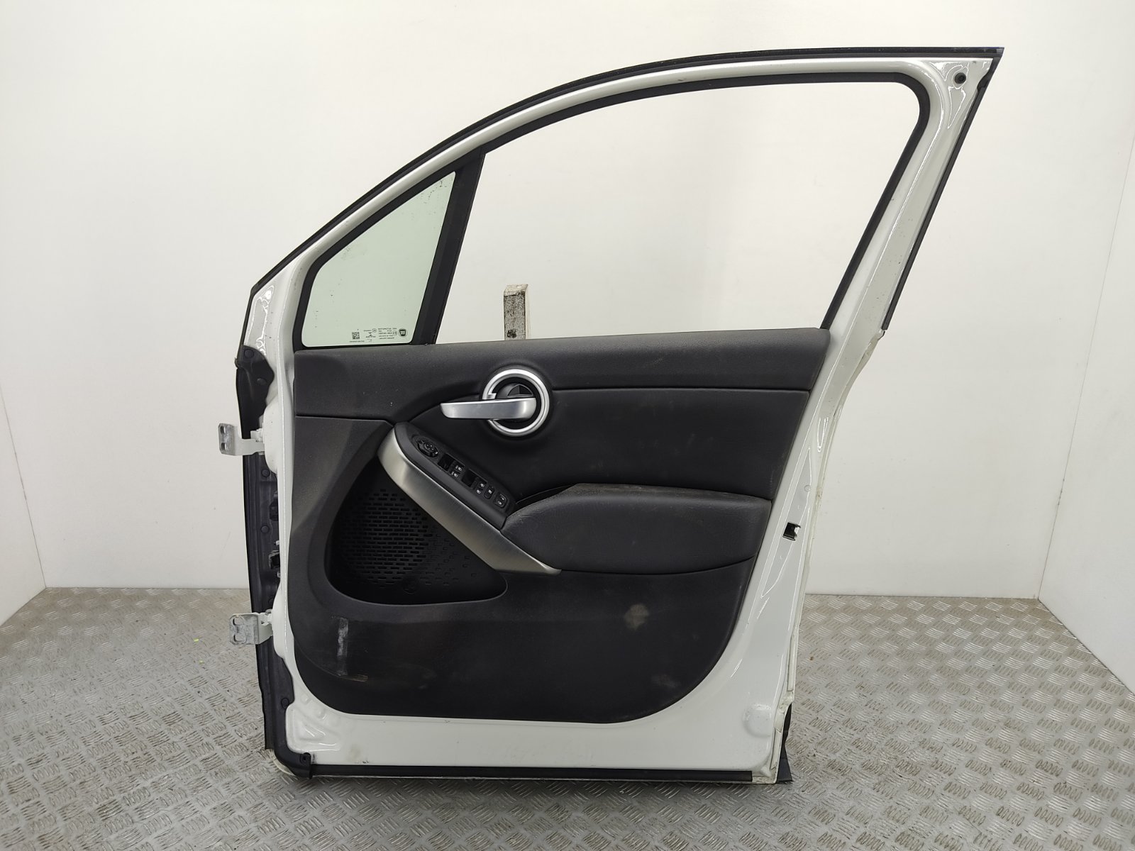 Дверь передняя правая бу для Fiat 500X 2.0 HDi, 2016 г. контрактный из Европы бу