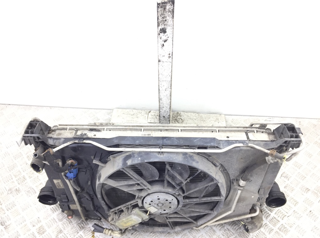 Кассета радиаторов - Mercedes B W245 (2005-2012)