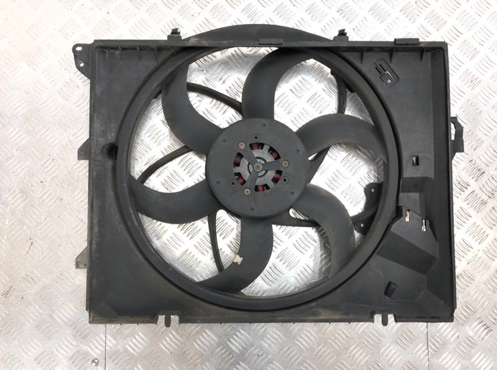 Вентилятор радиатора бу для BMW 1 E87/E81/E82/E88 2.0 i, 2006 г. контрактный из Европы бу