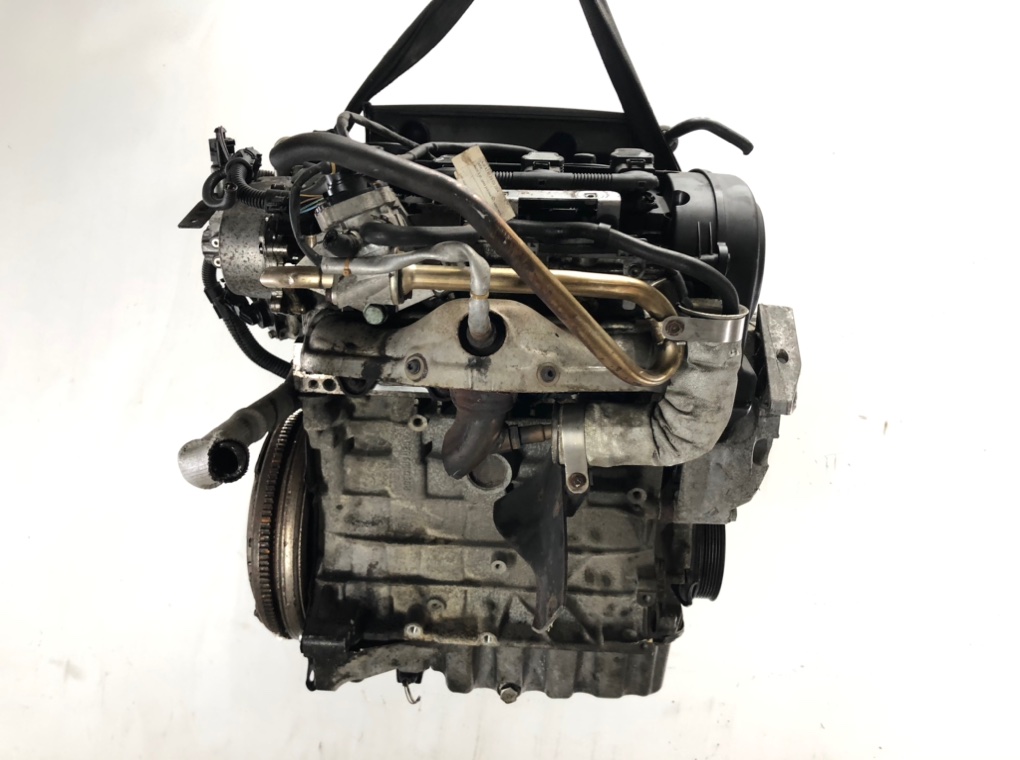 Двигатель (ДВС) бу для Audi A3 8P 2.0 FSI, 2004 г. контрактный из Европы бу