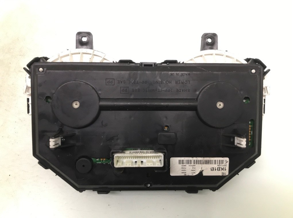 Щиток приборов (приборная панель) бу для Nissan Juke 1.5 DCi, 2010 г. контрактный из Европы бу