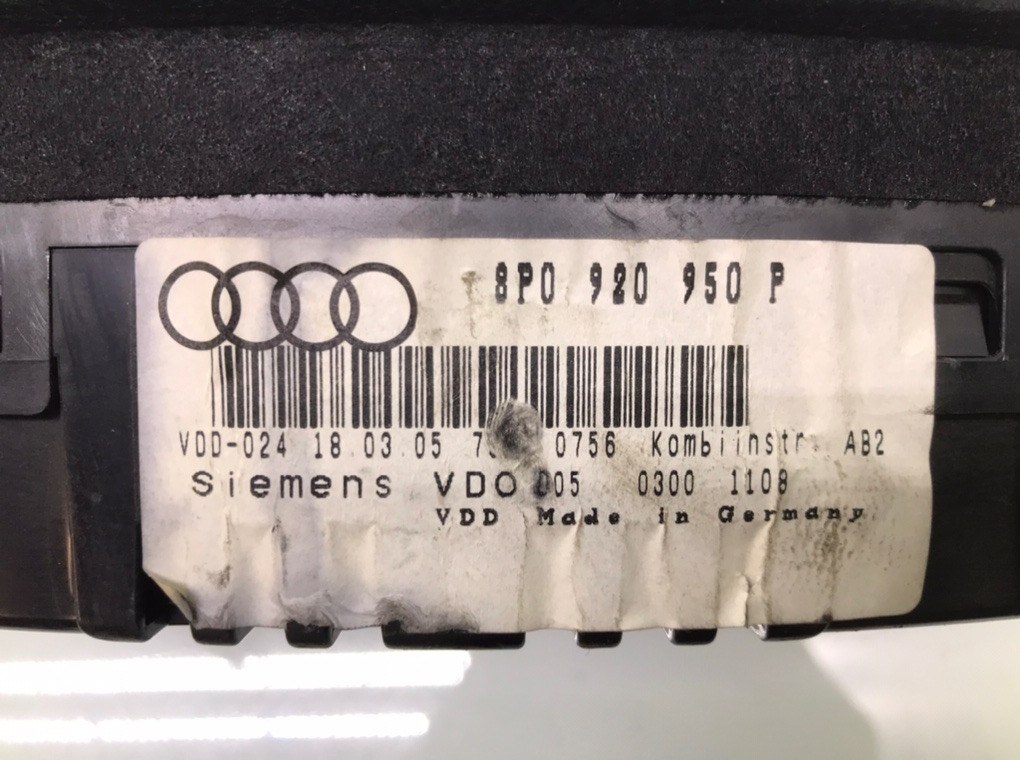 Щиток приборов (приборная панель) бу для Audi A3 8P 1.6 FSI, 2005 г. контрактный из Европы бу