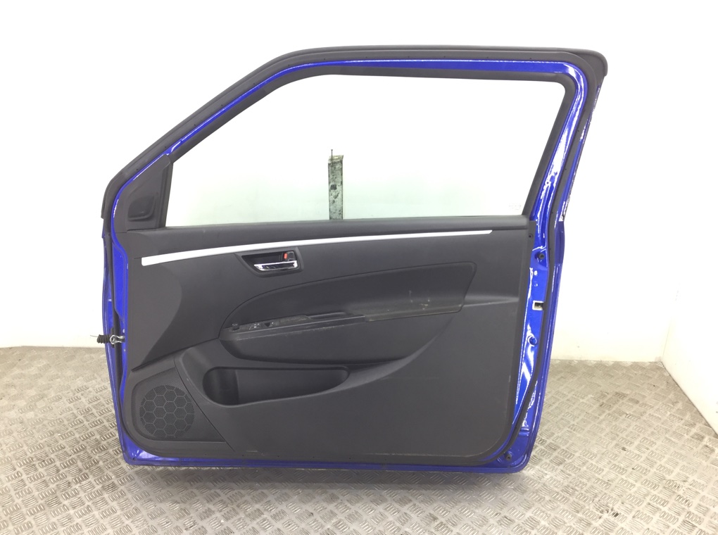 Дверь передняя правая бу для Suzuki Swift 1.2 i, 2014 г. контрактный из Европы бу