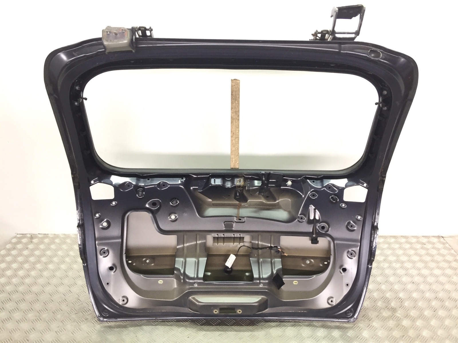 Крышка багажника (дверь 3-5) бу для Citroen C4 Picasso 2.0 HDi, 2008 г. контрактный из Европы бу