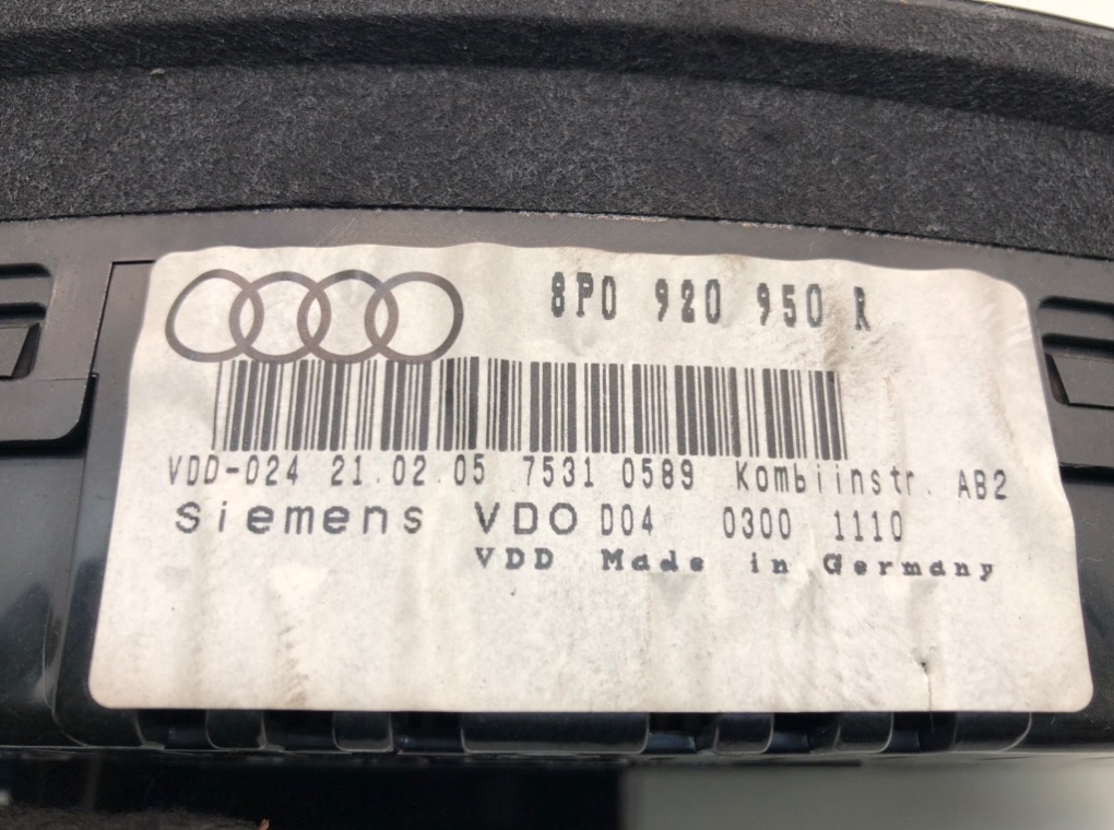Щиток приборов (приборная панель) бу для Audi A3 8P 2.0 TDi, 2005 г. контрактный из Европы бу