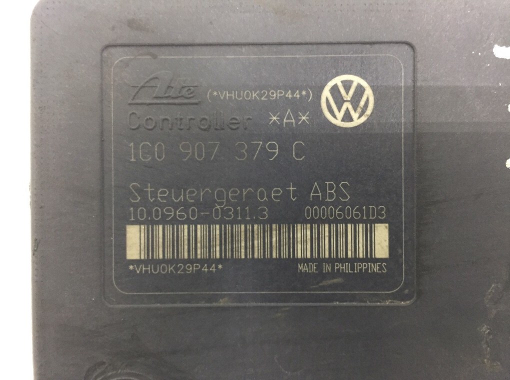 Блок ABS бу для Volkswagen Golf 4 2.0 i, 2001 г. контрактный из Европы бу