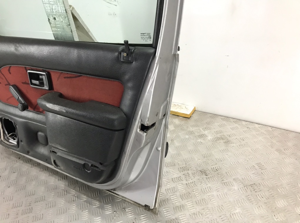 Дверь передняя правая бу для Peugeot 106 1.5 Di, 2000 г. контрактный из Европы бу