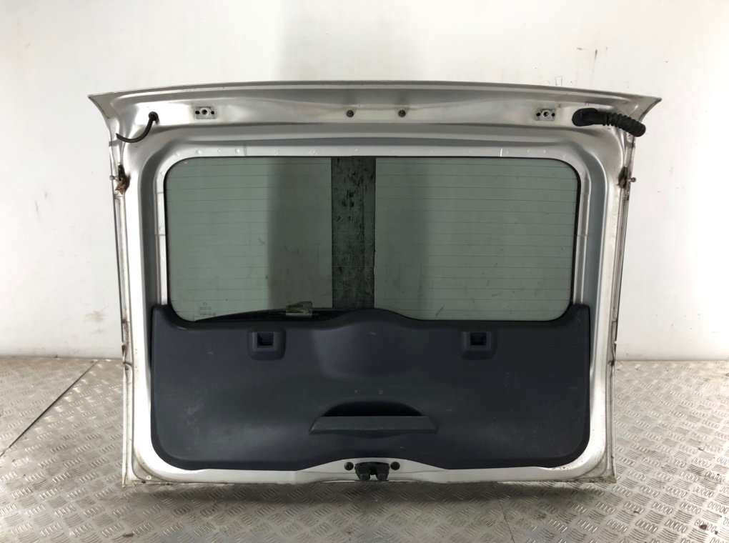 Крышка багажника (дверь 3-5) бу для Peugeot 1007 1.4 HDi, 2008 г. контрактный из Европы бу