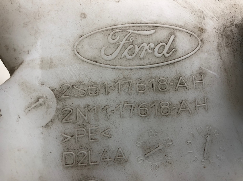 Бачок омывателя бу для Ford Fiesta 1.3 i, 2004 г. контрактный из Европы бу