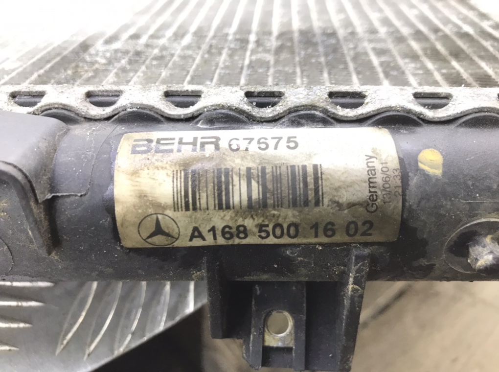 Радиатор (основной) бу для Mercedes A W168 1.7 CDi, 2001 г. контрактный из Европы бу