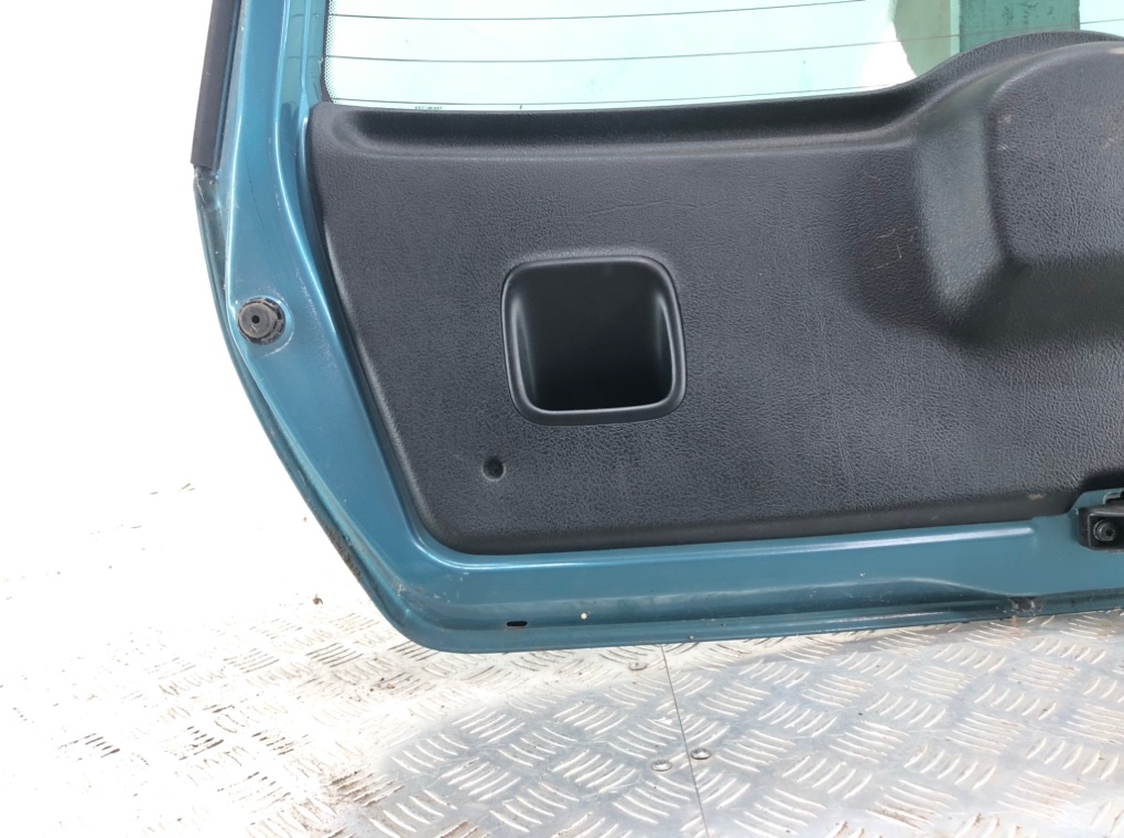 Крышка багажника (дверь 3-5) бу для Renault Clio 2 1.2 i, 2003 г. контрактный из Европы бу