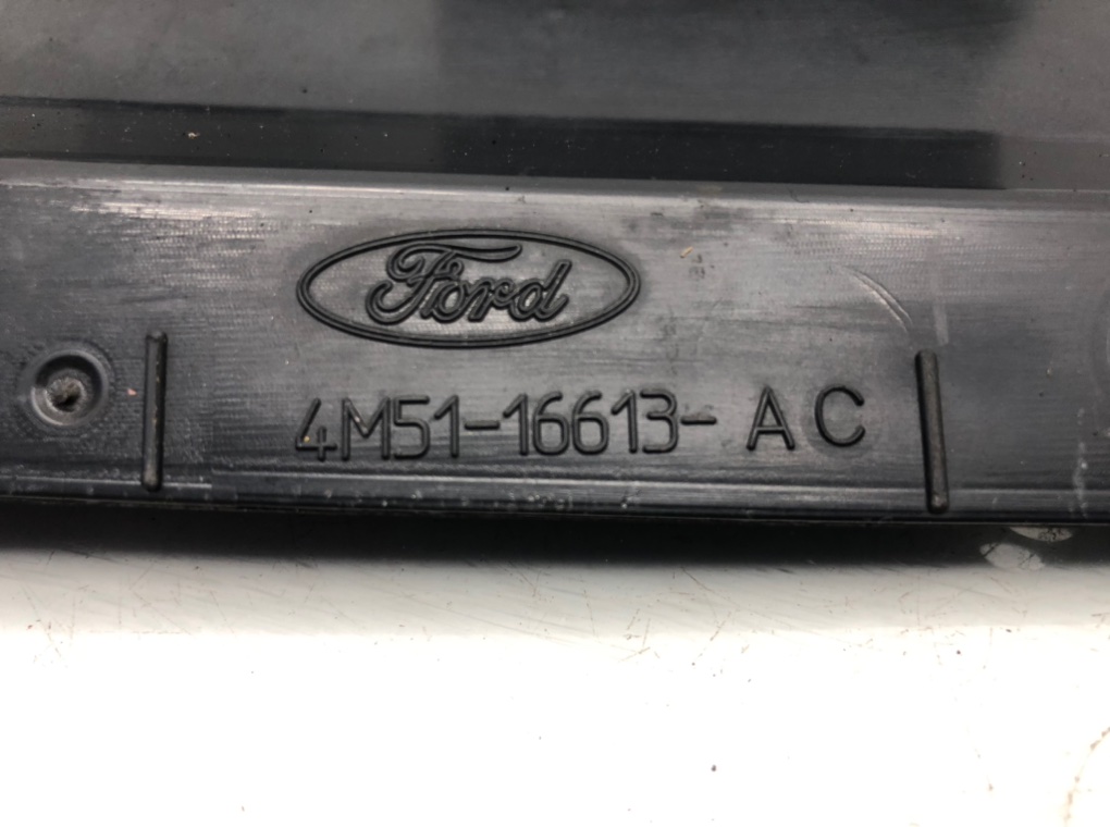 Накладка декоративная бу для Ford Focus 2 1.6 Ti, 2005 г. контрактный из Европы бу