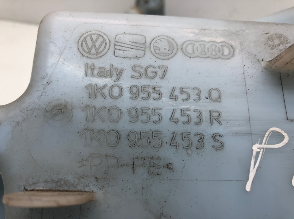 Бачок омывателя бу для Volkswagen Golf 5 1.9 TDi, 2004 г. контрактный из Европы бу