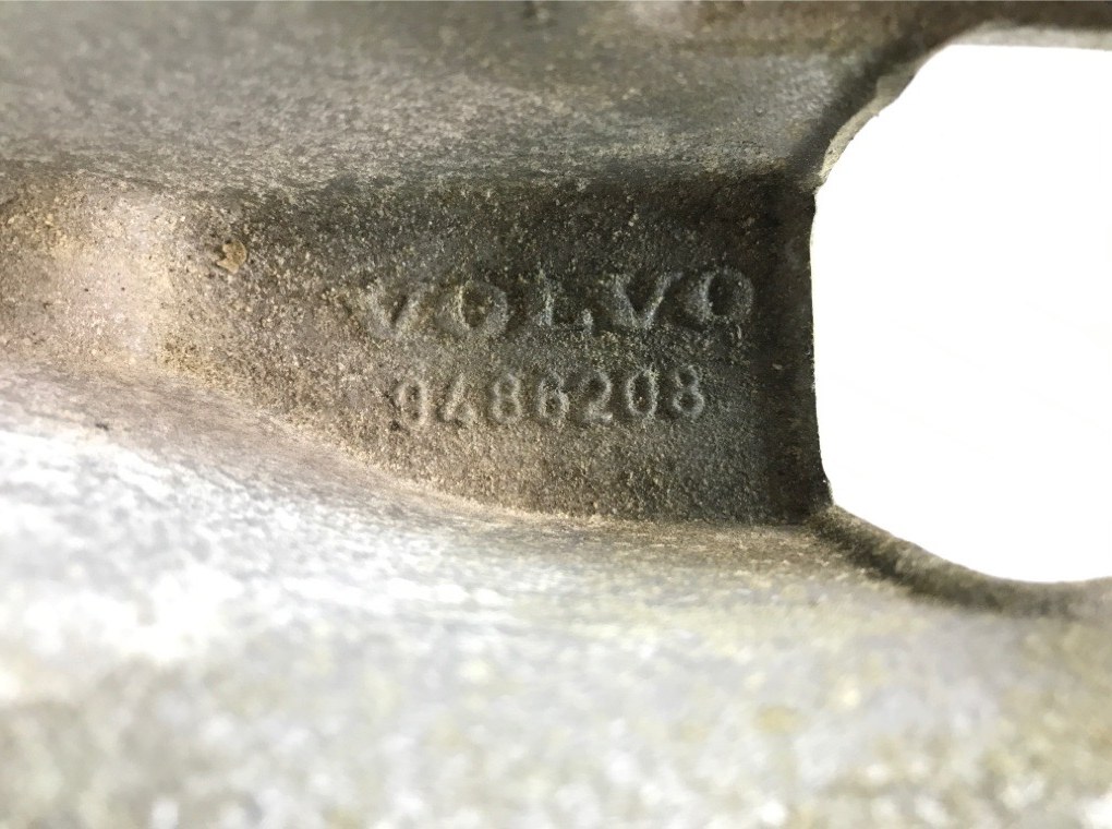 Коллектор впускной бу для Volvo S80 2.4 i, 2002 г. контрактный из Европы бу