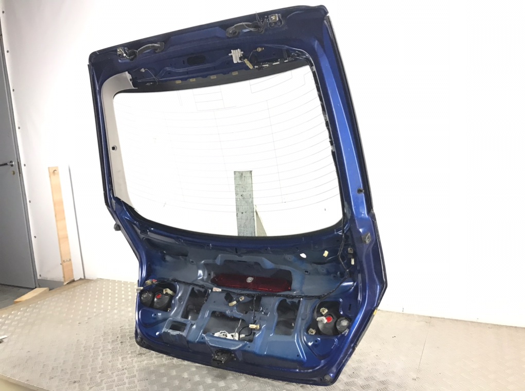 Крышка багажника (дверь 3-5) бу для Mazda 6 2.0 i, 2004 г. контрактный из Европы бу