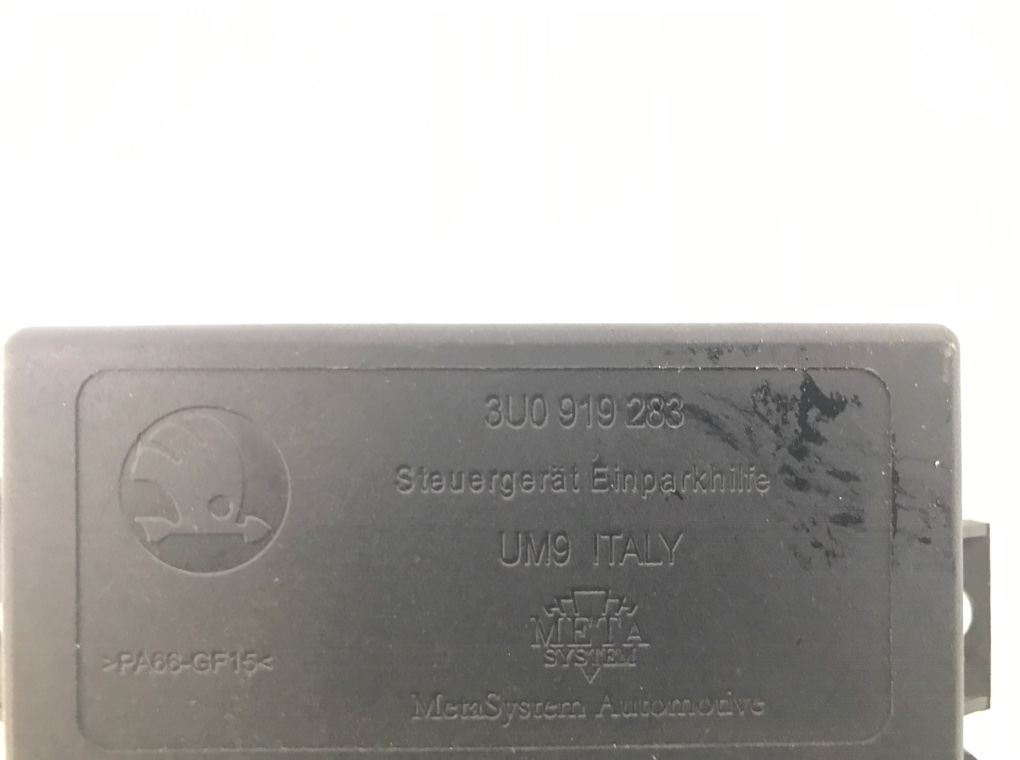 Блок управления парктрониками PDC - Skoda SuperB (2001-2008)