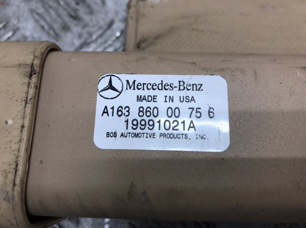 Шторка багажника - Mercedes ML W163 (1998-2004)