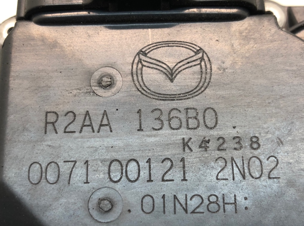 Дроссельная заслонка - Mazda 6 GG (2002-2008)