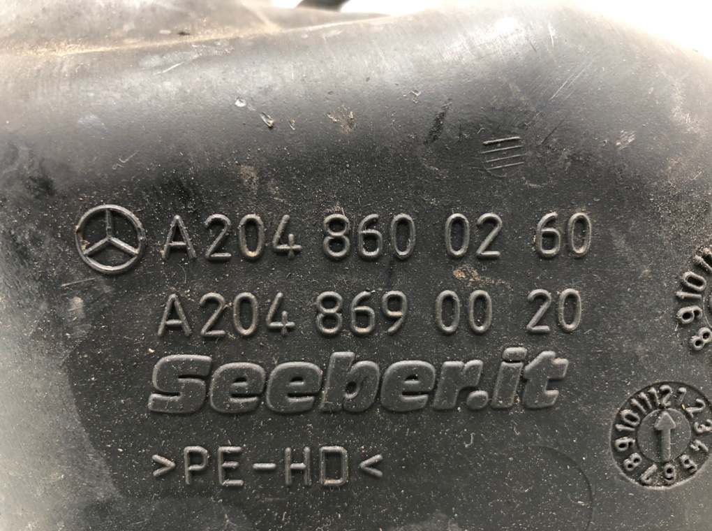 Бачок омывателя - Mercedes C W204 (2008-2015)