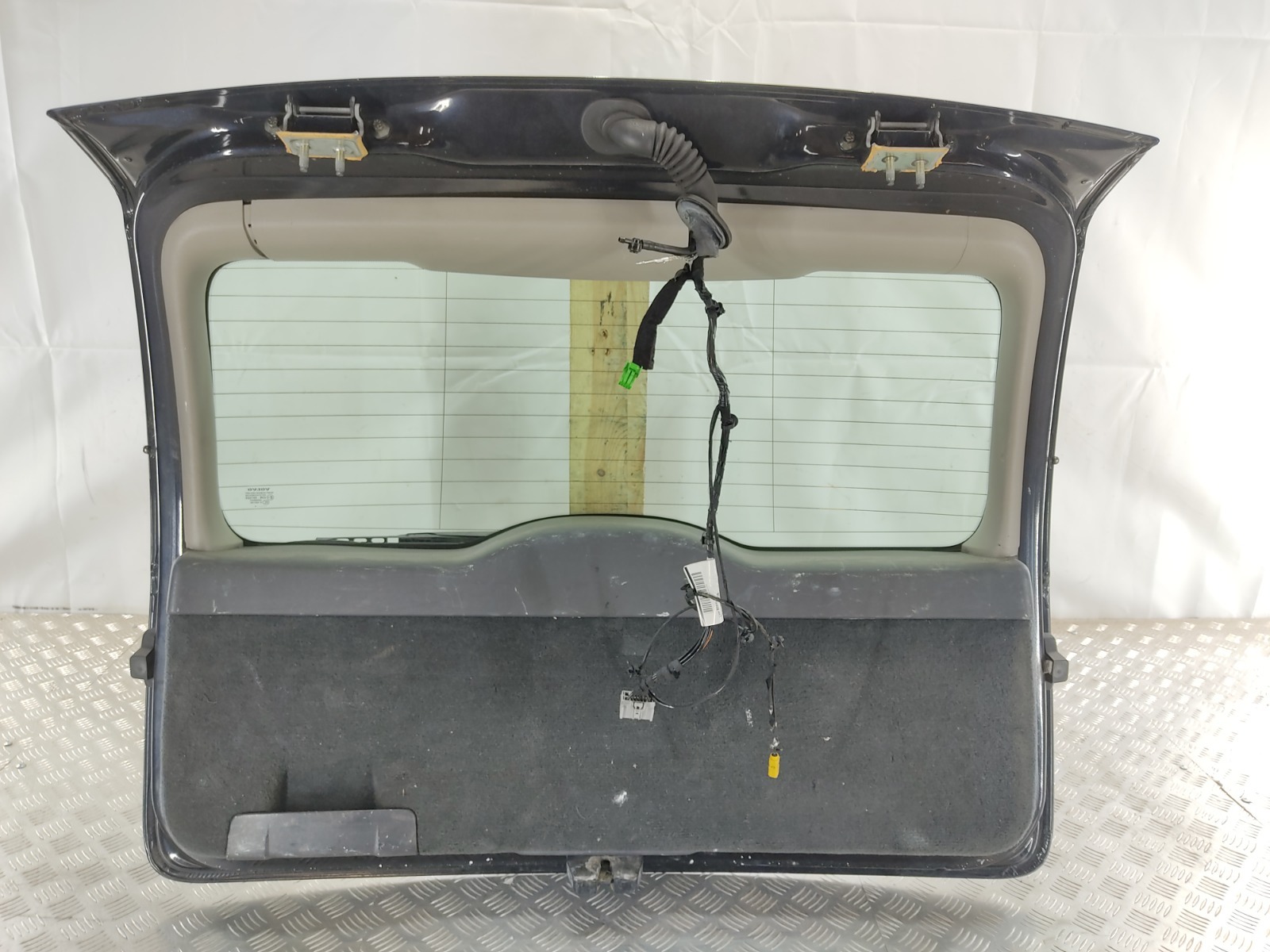 Крышка багажника (дверь 3-5) бу для Volvo V50 1.6 D, 2010 г. контрактный из Европы бу