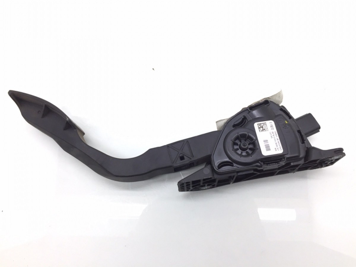Педаль газа бу для Ford Focus 3 1.0 i, 2013 г.