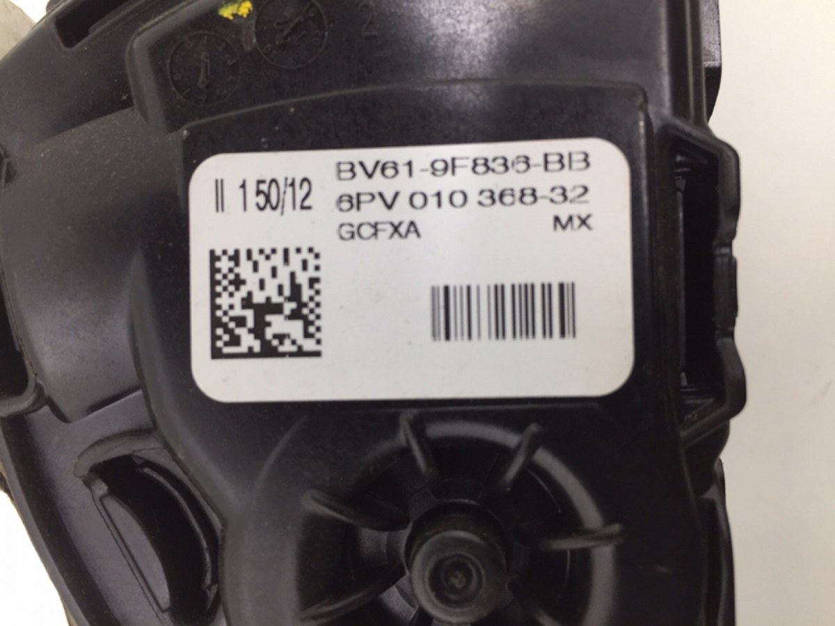 Педаль газа бу для Ford Focus 3 1.0 i,  2013 г.