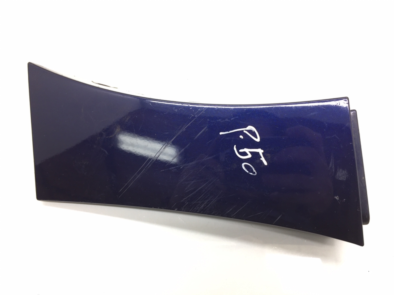 Молдинг крыла переднего правого бу для Mazda 6 2.2 TD, 2009 г.