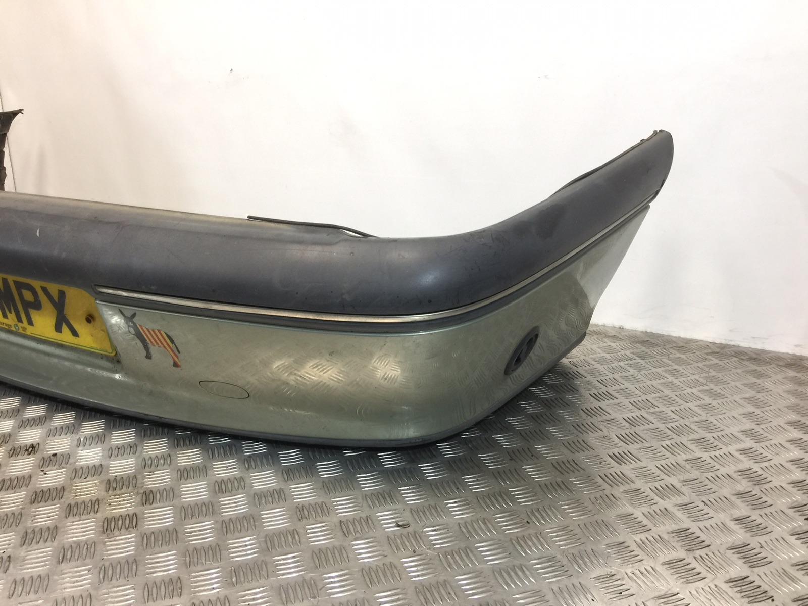 Бампер задний бу для Renault Safrane  2.5 i,  2000 г.