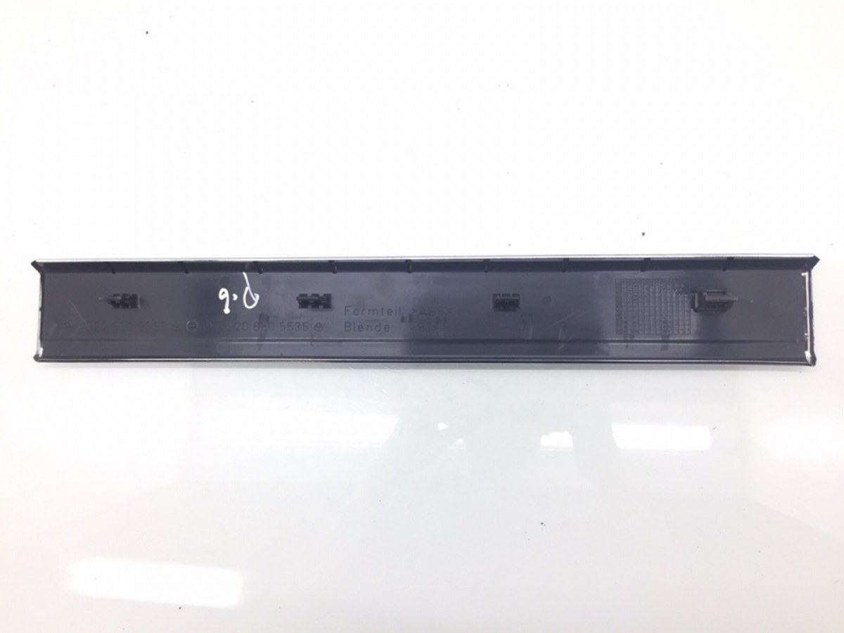 Накладка на порог бу для Mercedes S W220 3.2 CDi,  2005 г.