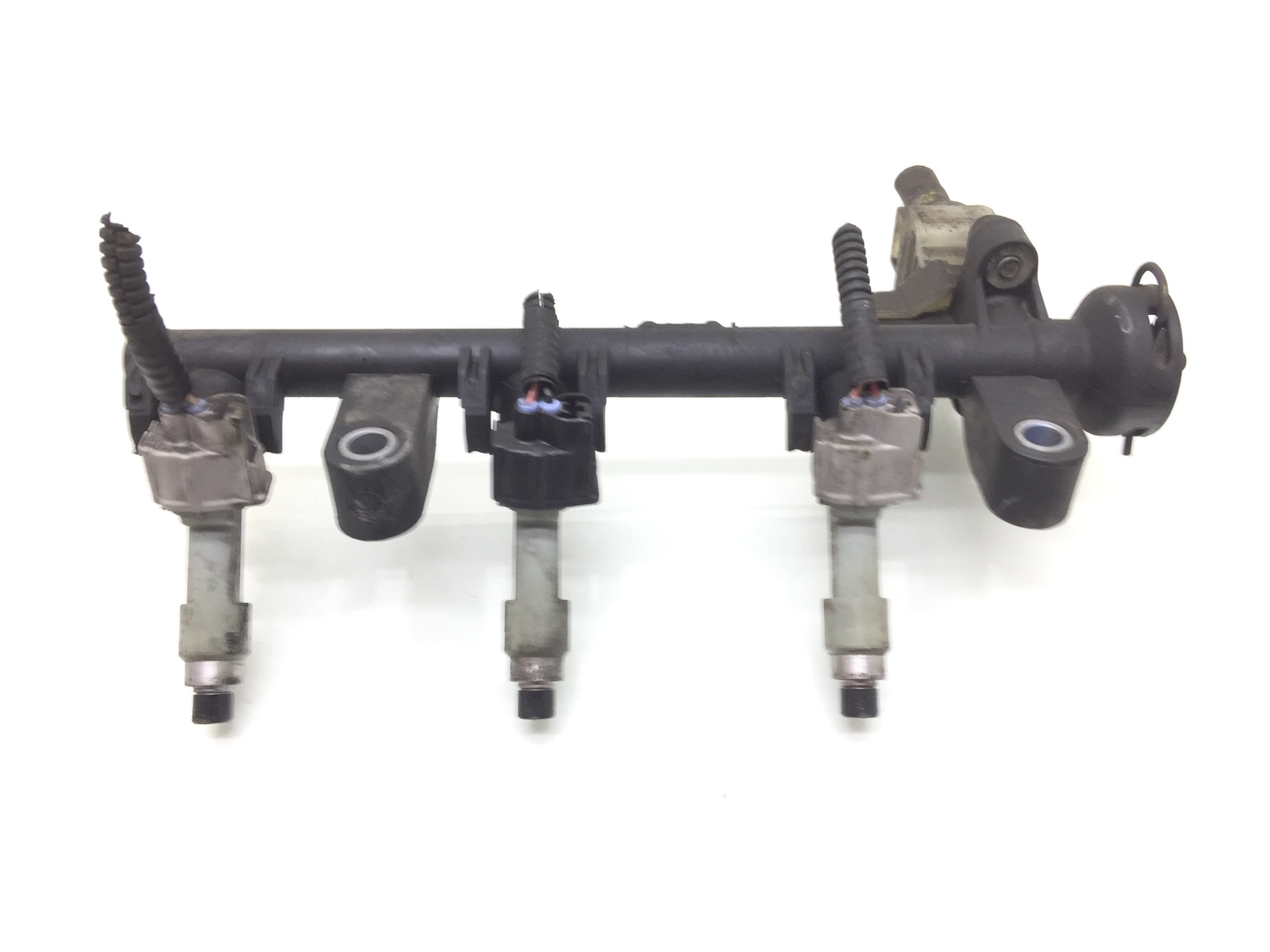 Топливная рампа бу для Peugeot 107 1.0 i, 2006 г.