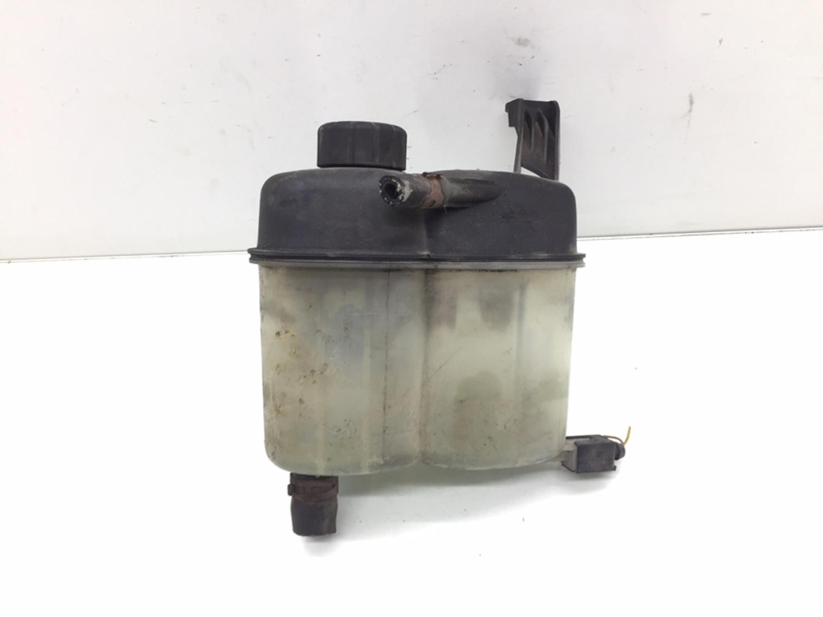 Бачок расширительный бу для Mercedes A W169 1.5 i,  2005 г.