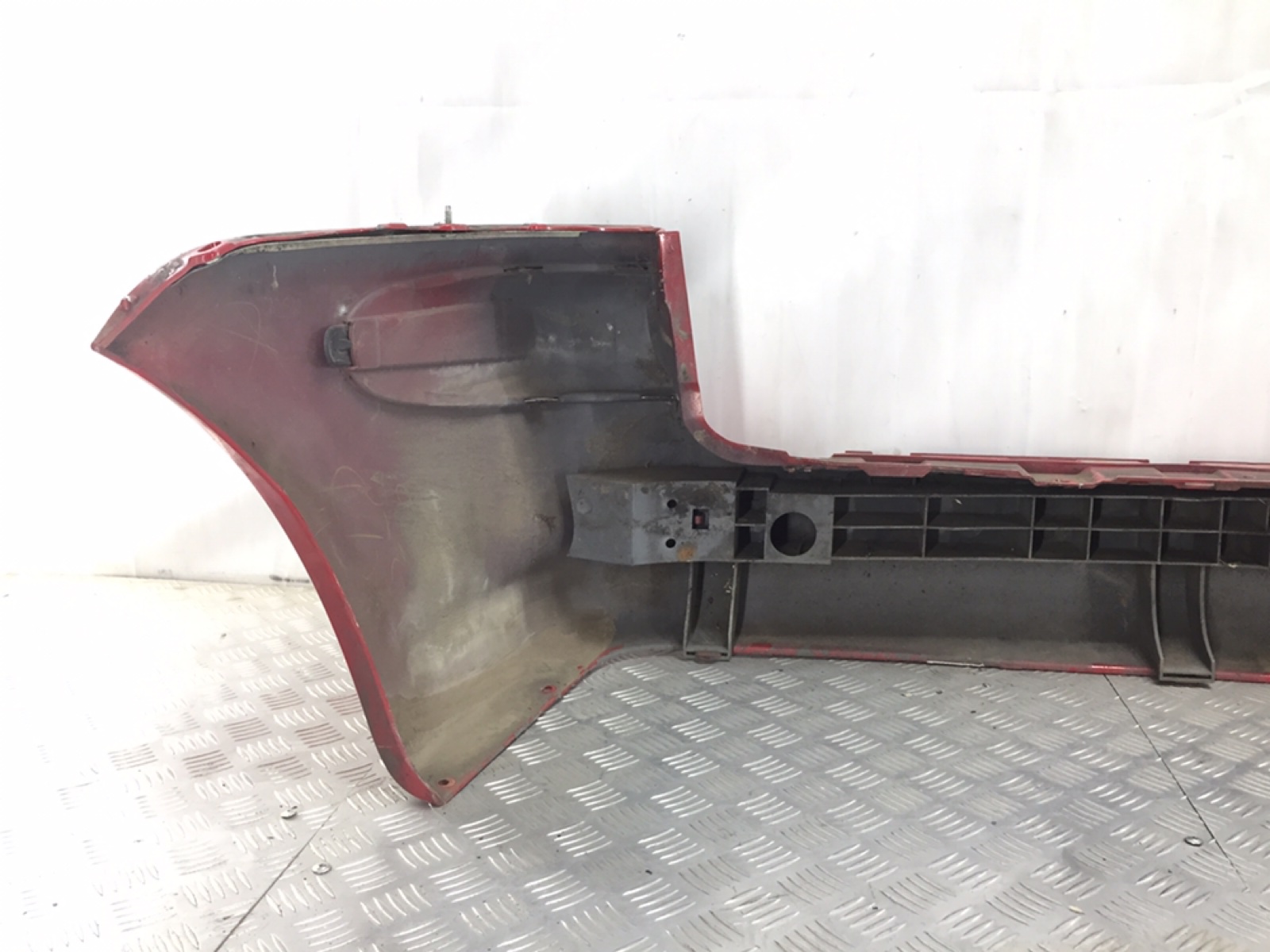 Бампер задний бу для Peugeot 206 2.0 HDi, 2003 г. Бампер задний бу для Peugeot 206 2.0 HDi, 2003 г.