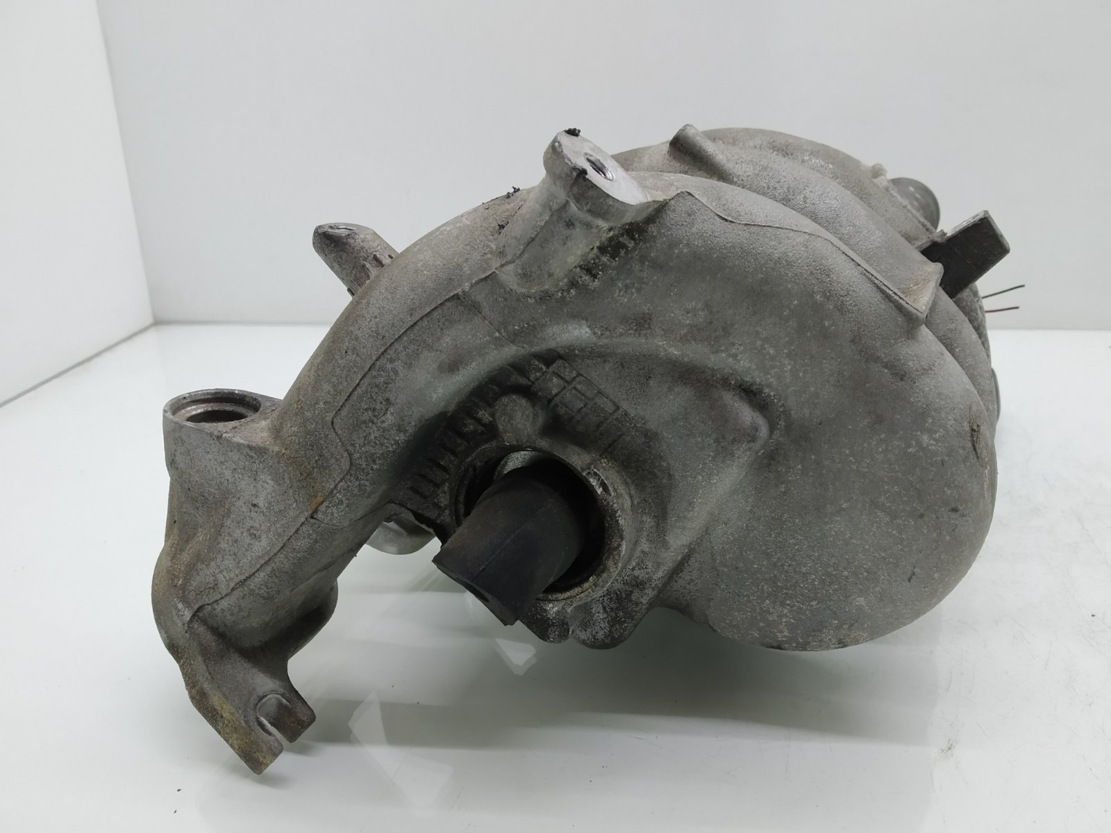 Коллектор впускной бу для Volvo V40  2.0 i,  2003 г.