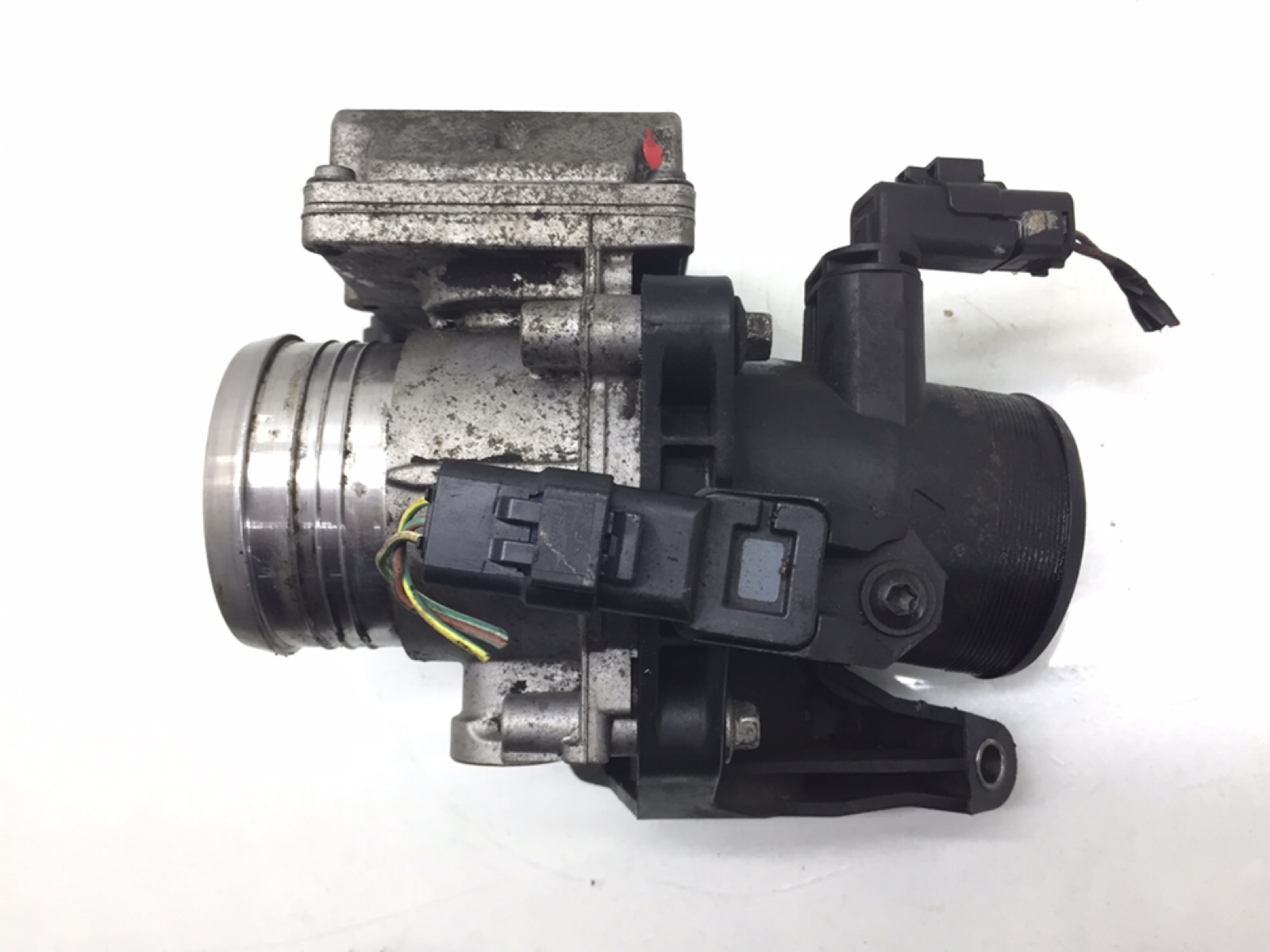 Заслонка дроссельная бу для Ford Focus  1.6 TDCi,  2010 г.