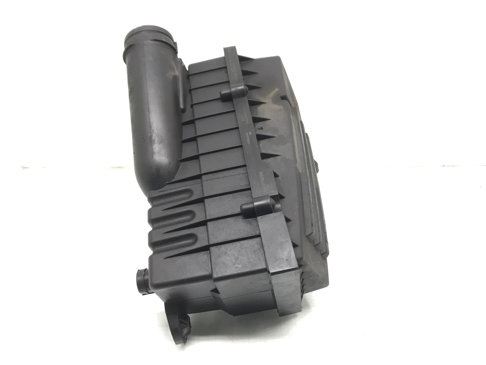 Корпус воздушного фильтра бу для Seat Leon 1.9 TDi, 2009 г. Корпус воздушного фильтра бу для Seat Leon 1.9 TDi, 2009 г.