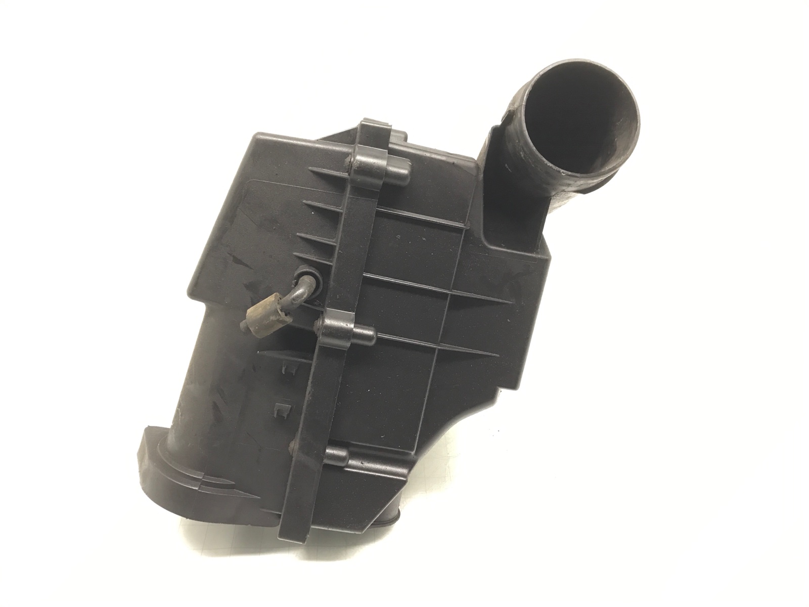 Корпус воздушного фильтра бу для Seat Leon 1.9 TDi, 2009 г. Корпус воздушного фильтра бу для Seat Leon 1.9 TDi, 2009 г.