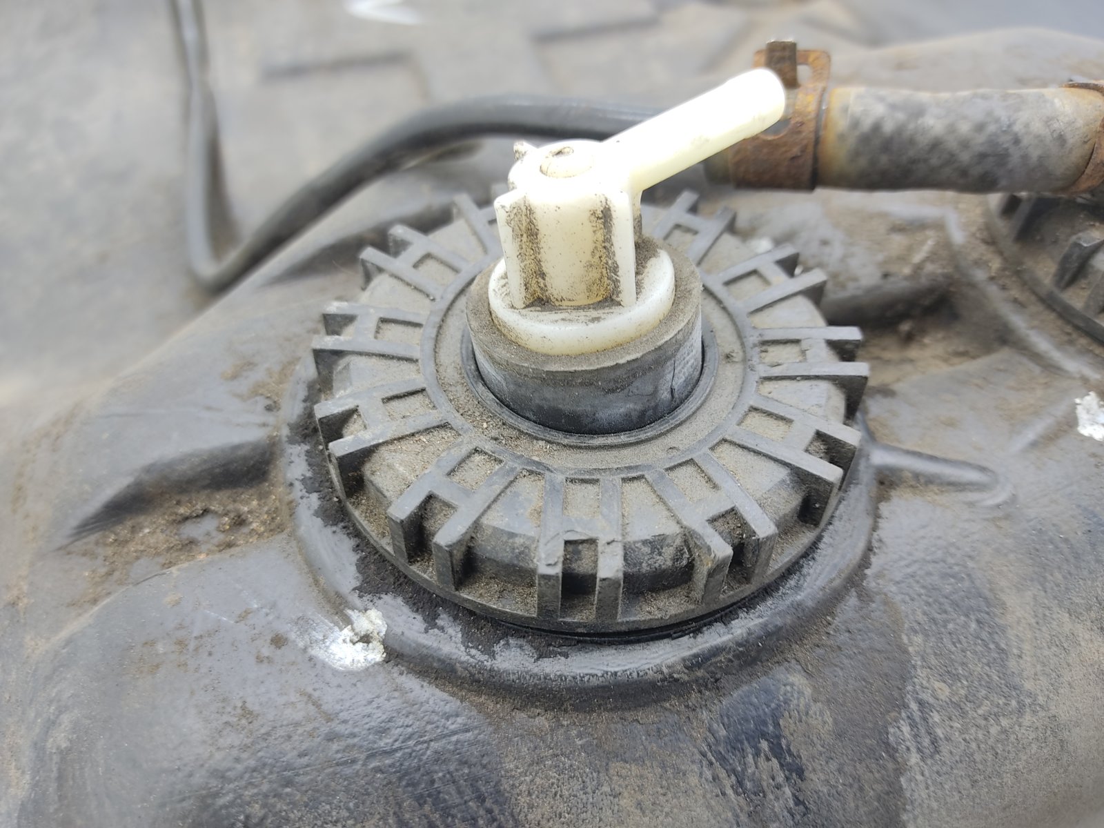 Бак топливный бу для Hyundai Coupe  1.6 i,  2008 г.