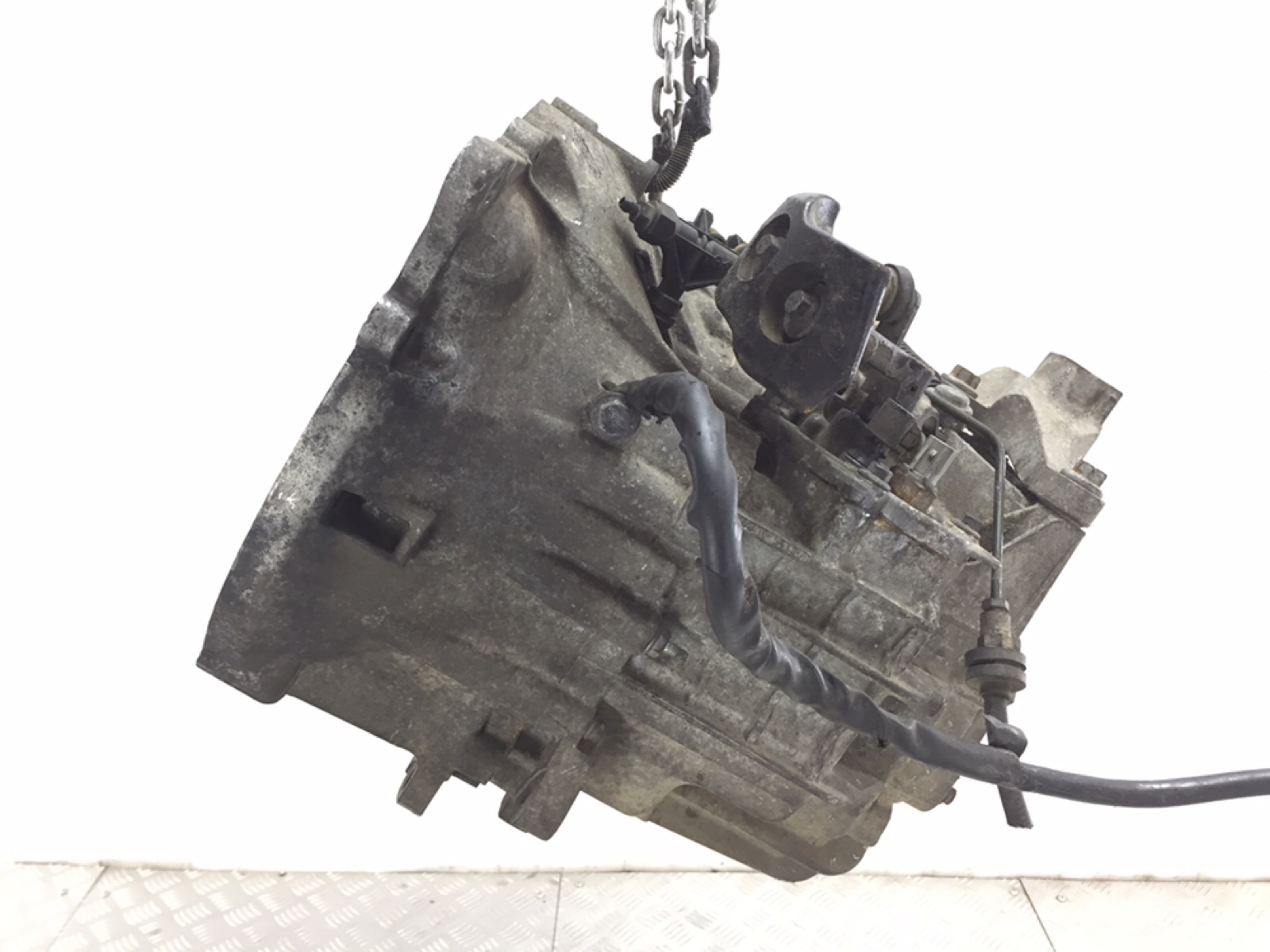 КПП механическая (МКПП) бу для Volvo V50  2.0 TD,  2007 г. 6N5R7002AB