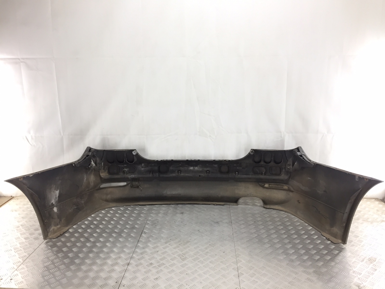 Бампер задний бу для BMW 5 E60/E61 2.2 i,  2004 г.