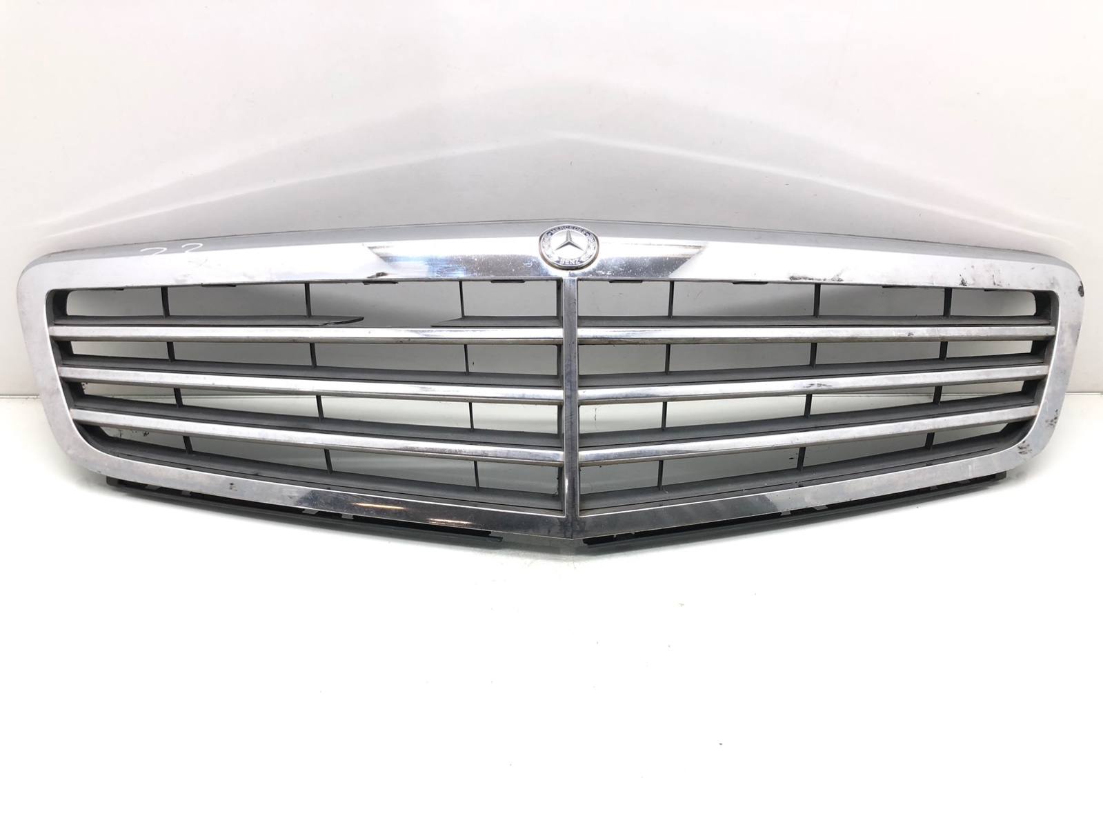 Решетка радиатора бу для Mercedes C W204 2.2 CDi, 2007 г.