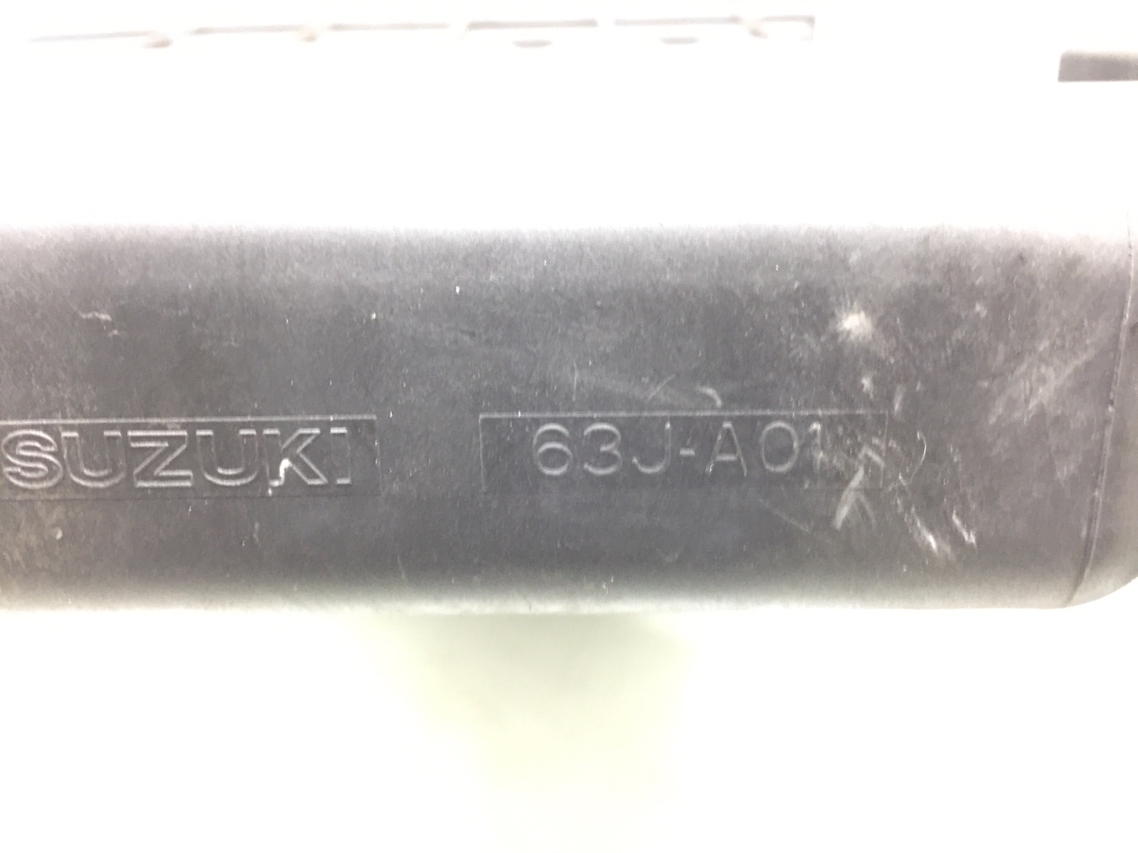 Корпус воздушного фильтра бу для Suzuki Swift 1.3 i, 2010 г. Корпус воздушного фильтра бу для Suzuki Swift 1.3 i, 2010 г.