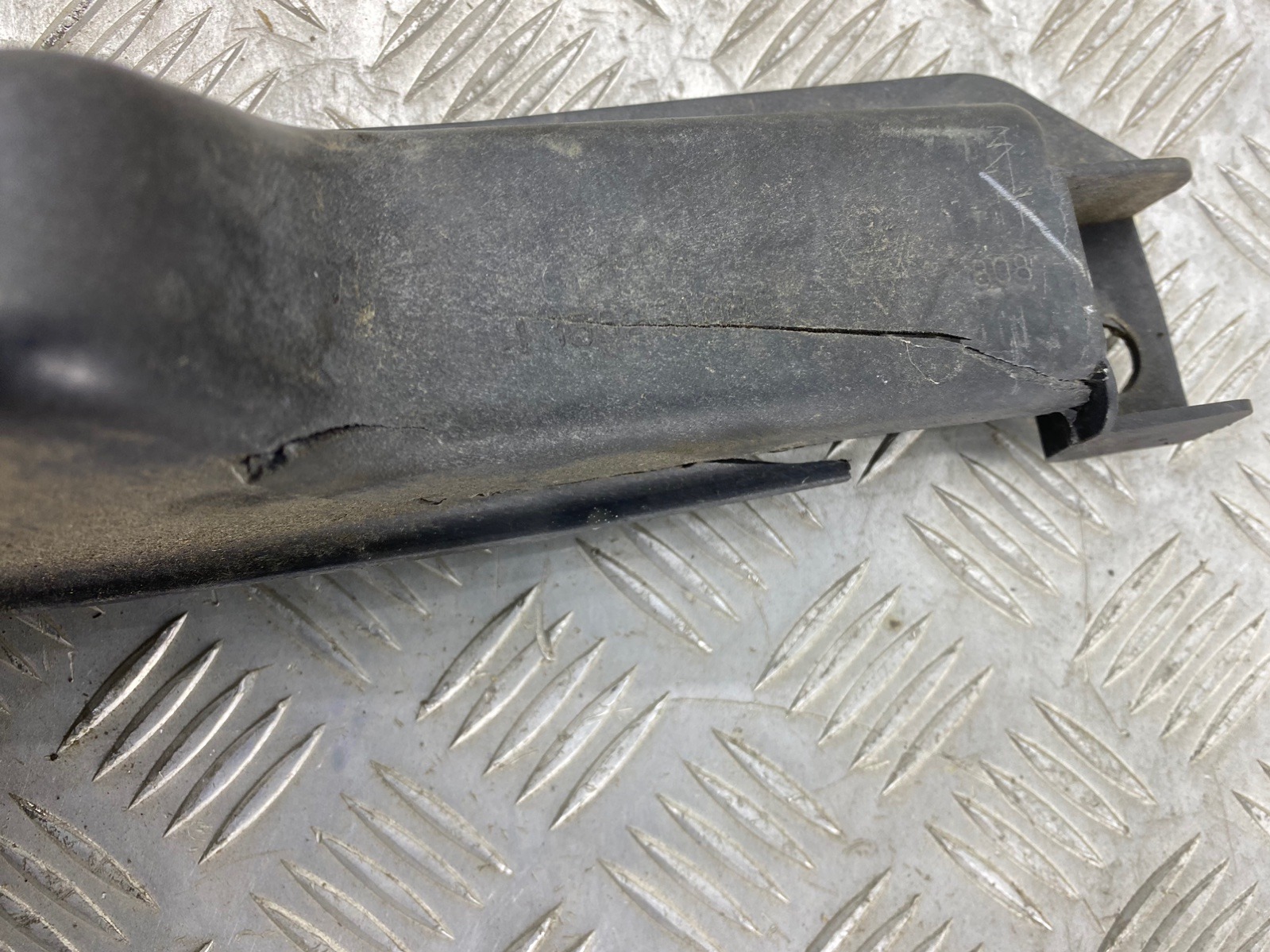 Усилитель бампера заднего бу для Citroen Nemo  1.3 HDi,  2010 г.