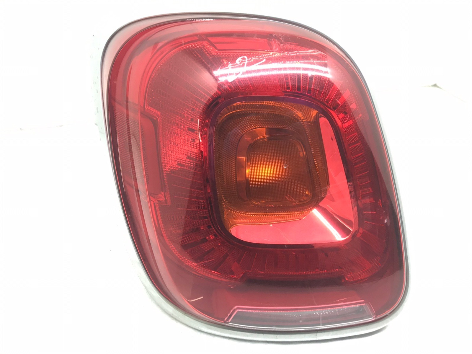 Фонарь задний левый бу для Fiat 500X 2.0 HDi, 2016 г.