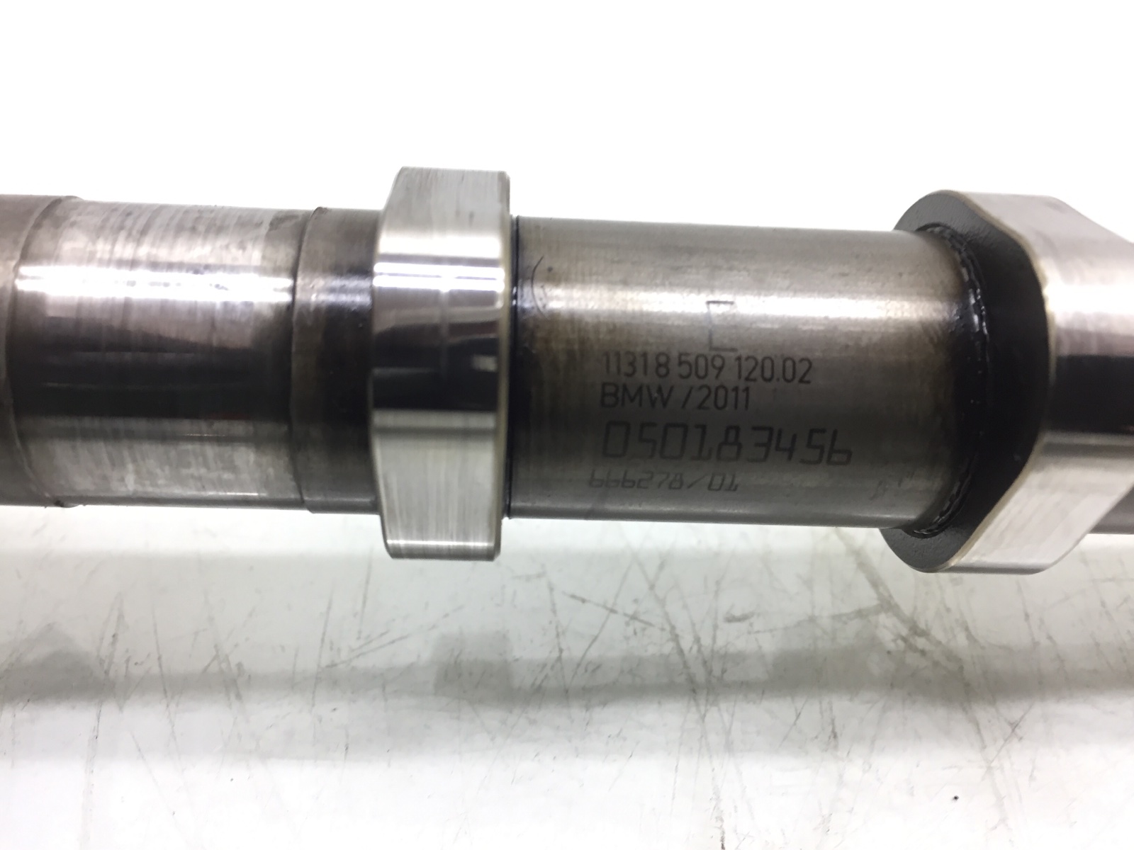 Распредвал бу для BMW X5 E70 3.0 TD,  2011 г.