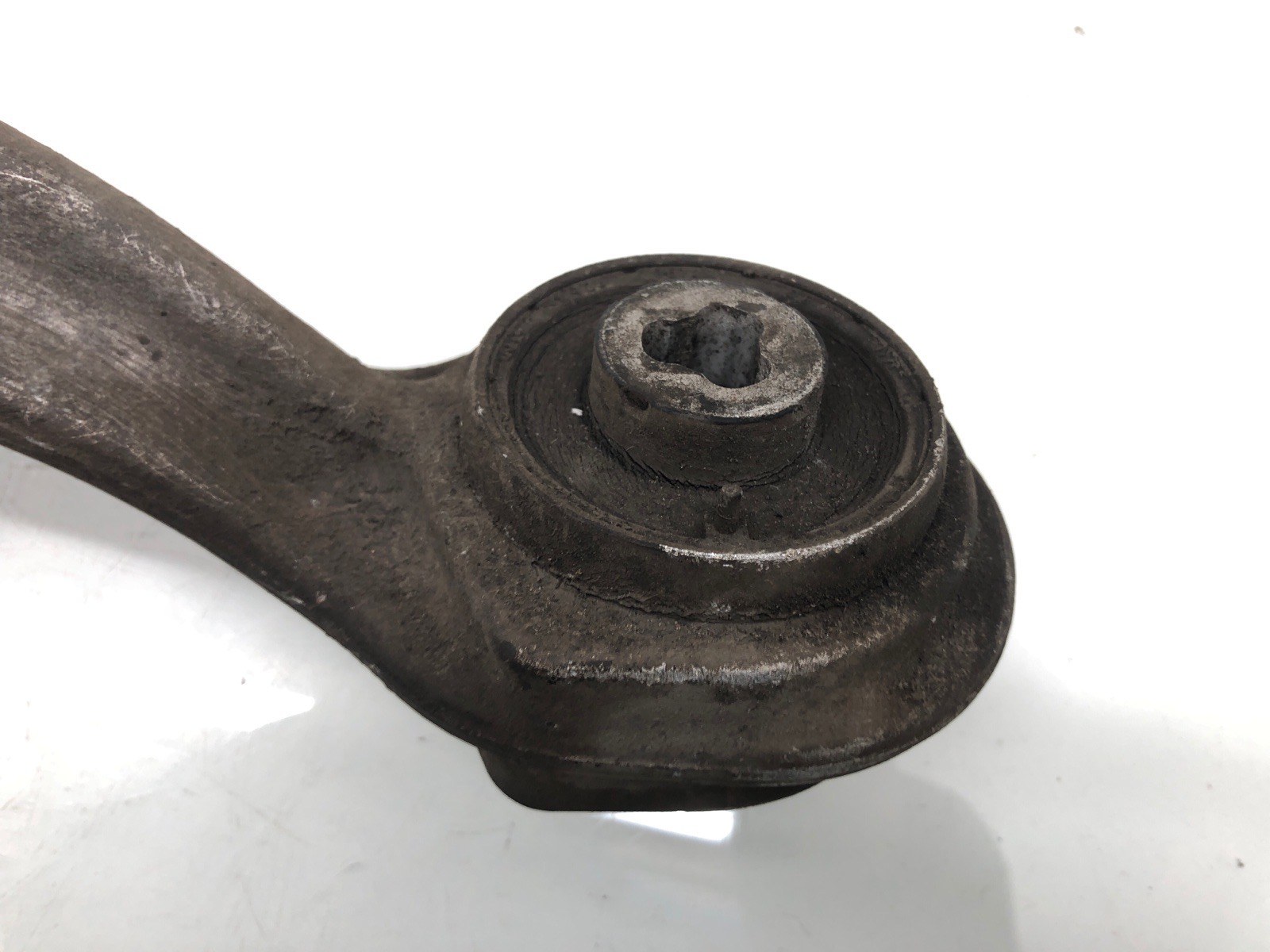 Рычаг передний левый бу для Mercedes E W212 2.2 CDi, 2013 г. Рычаг передний левый бу для Mercedes E W212 2.2 CDi, 2013 г.