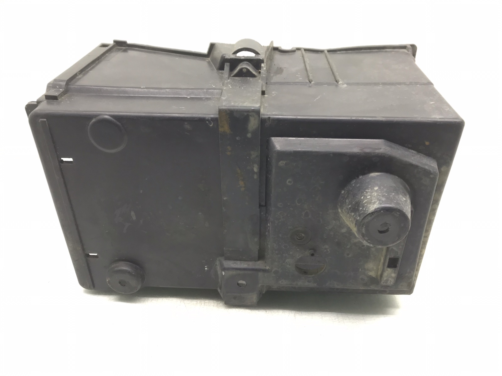 Полка аккумулятора бу для Ford Focus 2 1.8 TDCi, 2007 г. Полка аккумулятора бу для Ford Focus 2 1.8 TDCi, 2007 г.