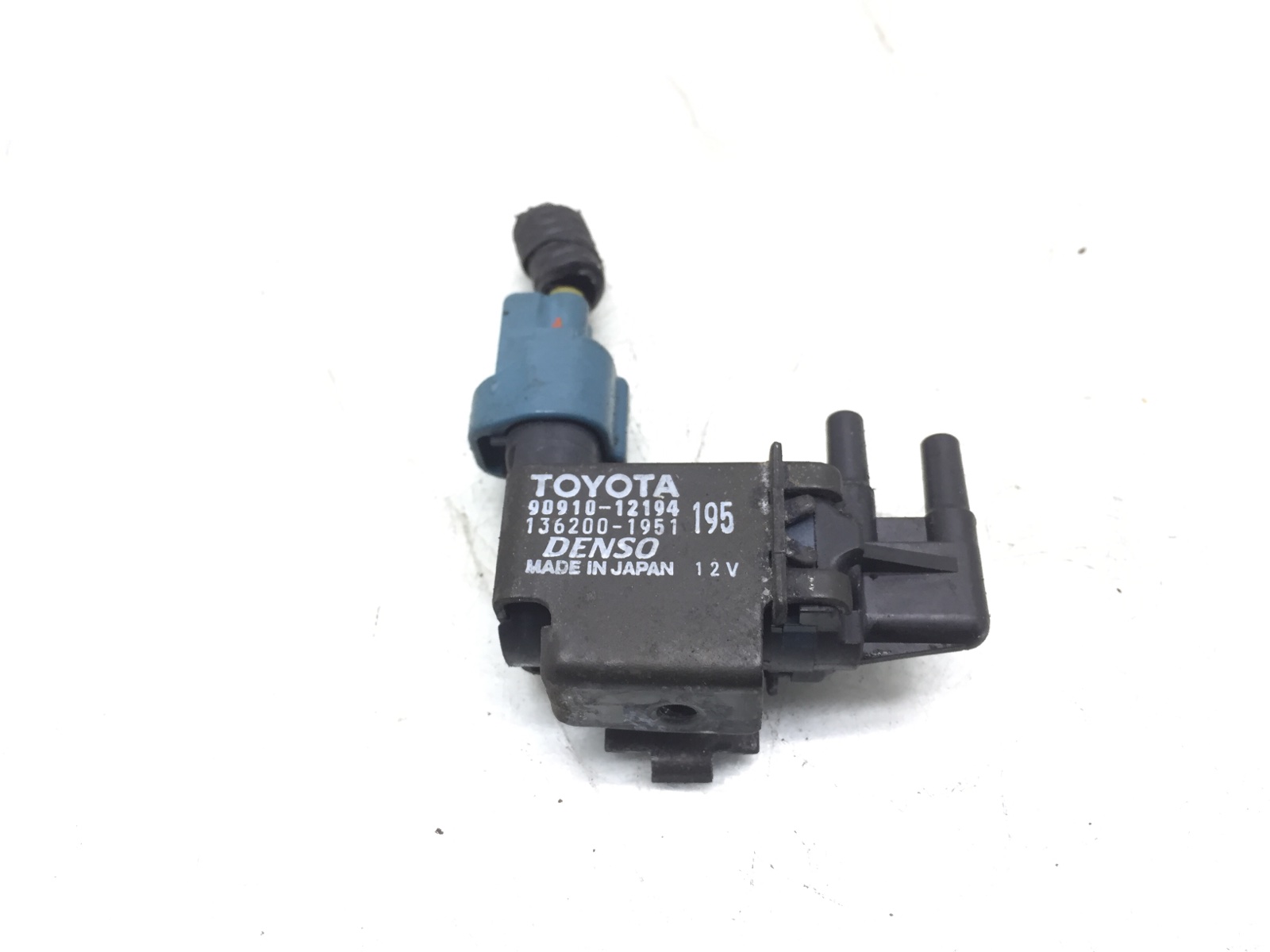 Клапан электромагнитный бу для Lexus IS 1 2.0 i,  2004 г.